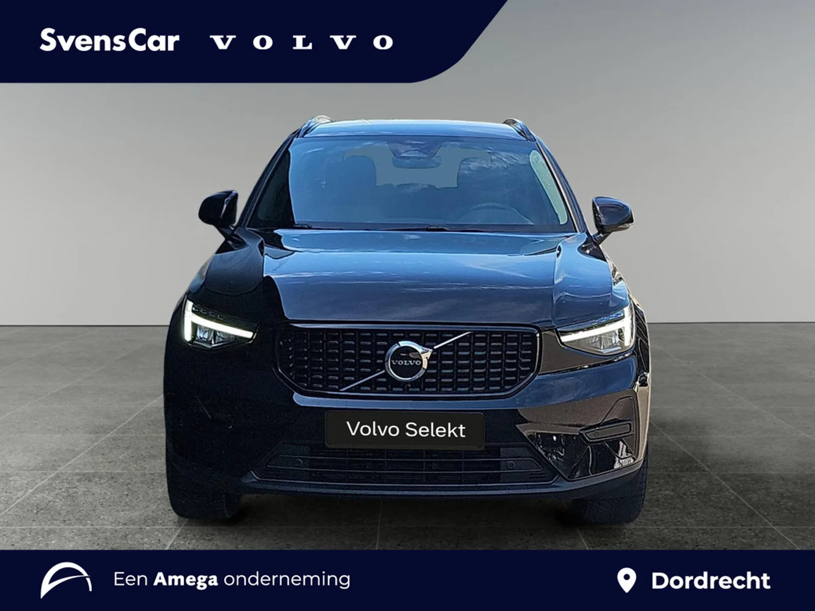 Volvo XC40 (2025) — foto 1