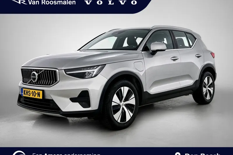 Volvo XC40 (2022)