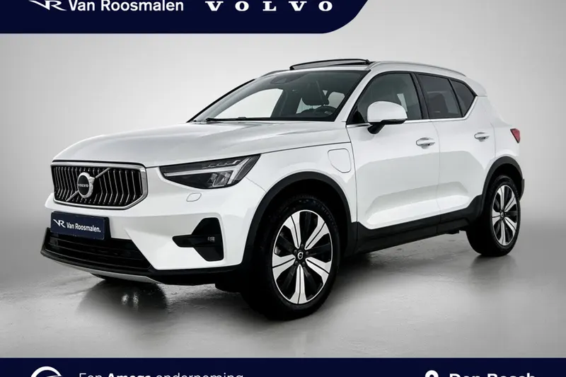 Volvo XC40 (2022)