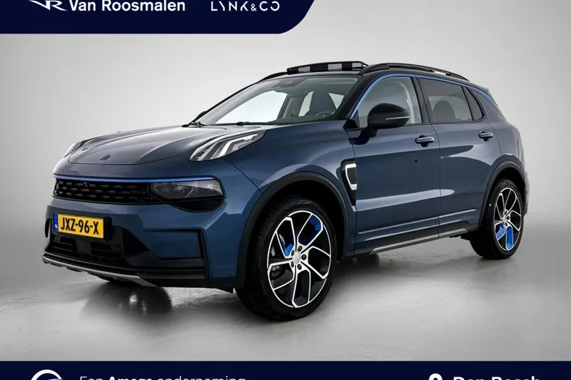 Lynk & Co 01 (2022)