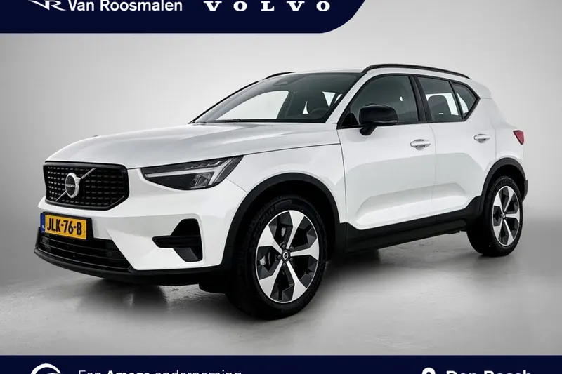 Volvo XC40 (2025)