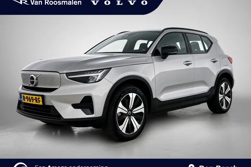 Volvo XC40 (2022)