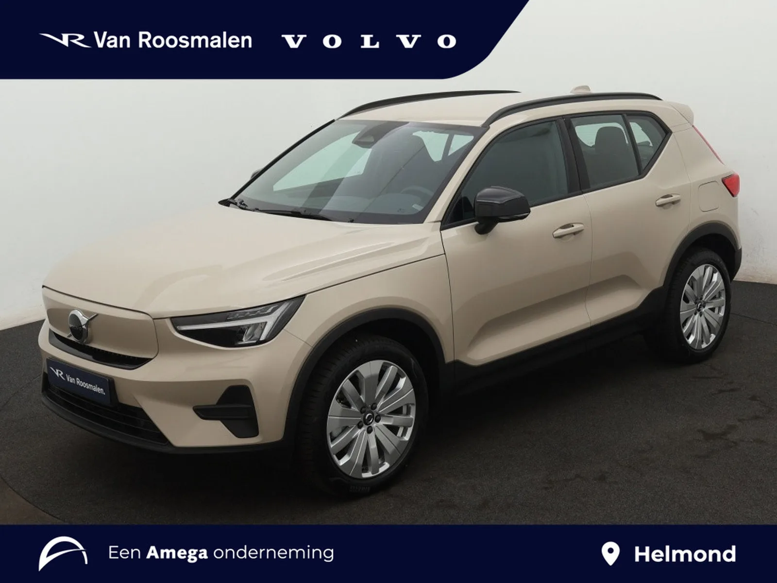 Volvo EX40 (2025) — foto 1