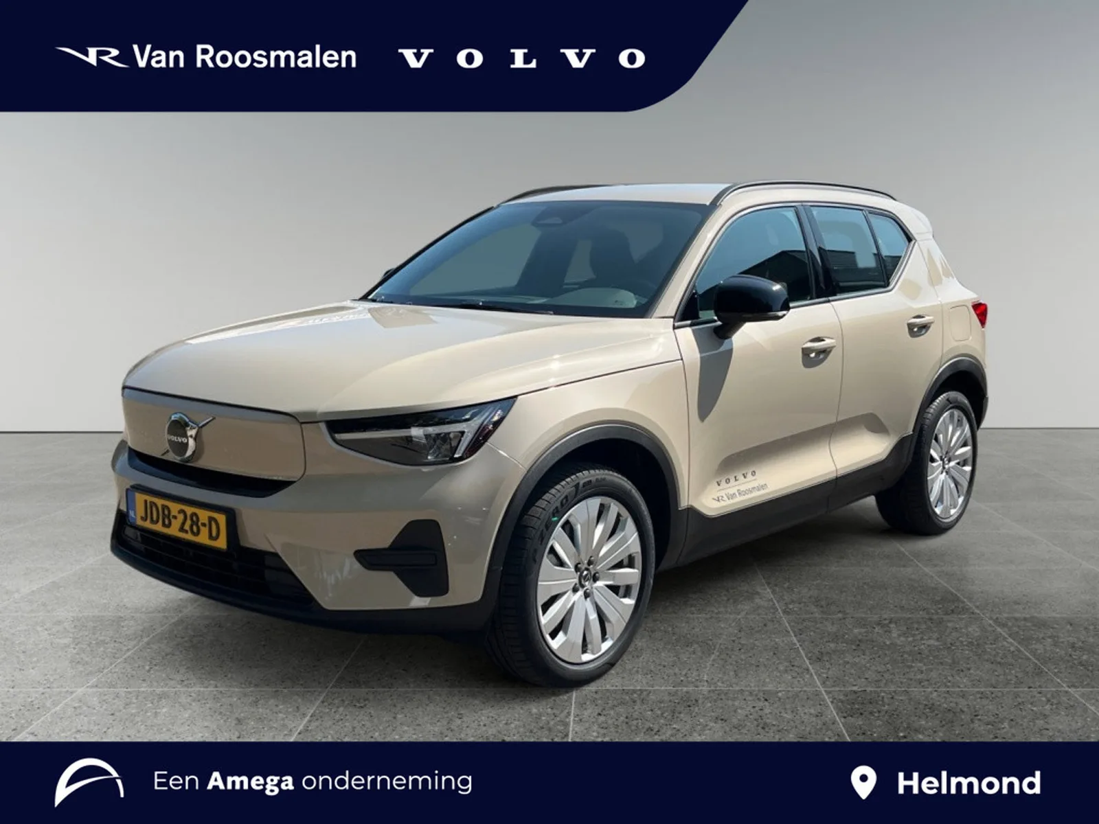 Volvo EX40 (2025) — foto 1