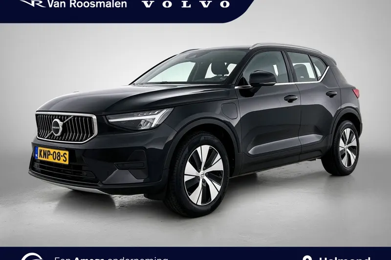 Volvo XC40 (2023)
