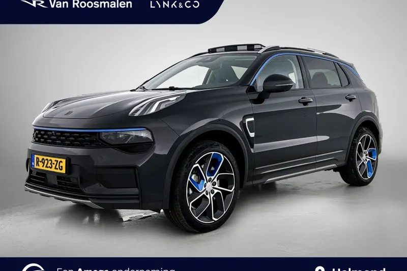 Lynk & Co 01 (2023)