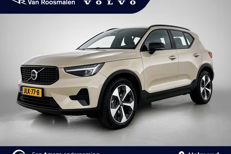 Volvo XC40 (2025)