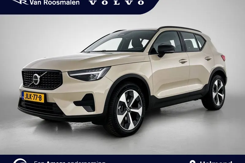 Volvo XC40 (2025)