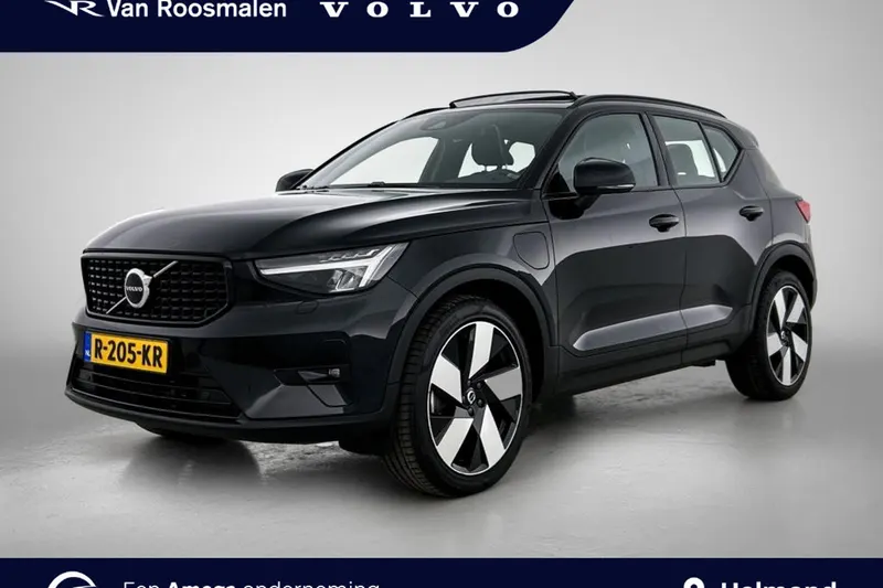 Volvo XC40 (2022)