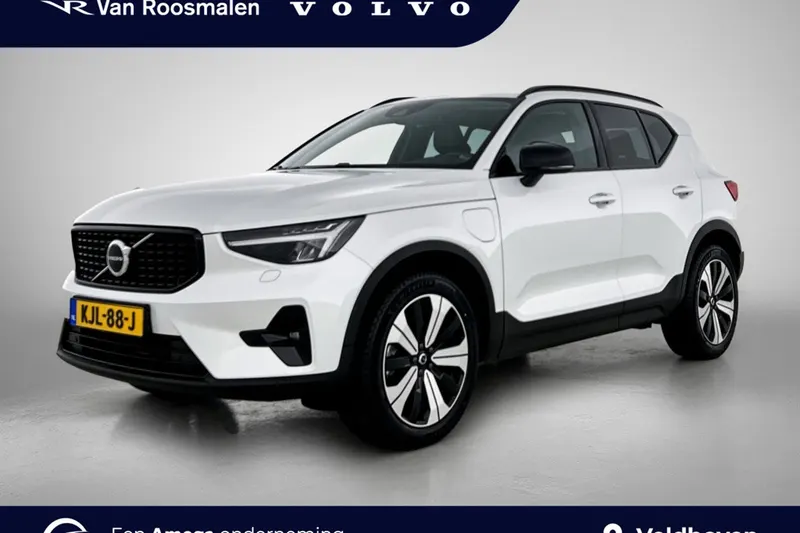Volvo XC40 (2022)