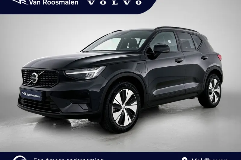 Volvo XC40 (2022)