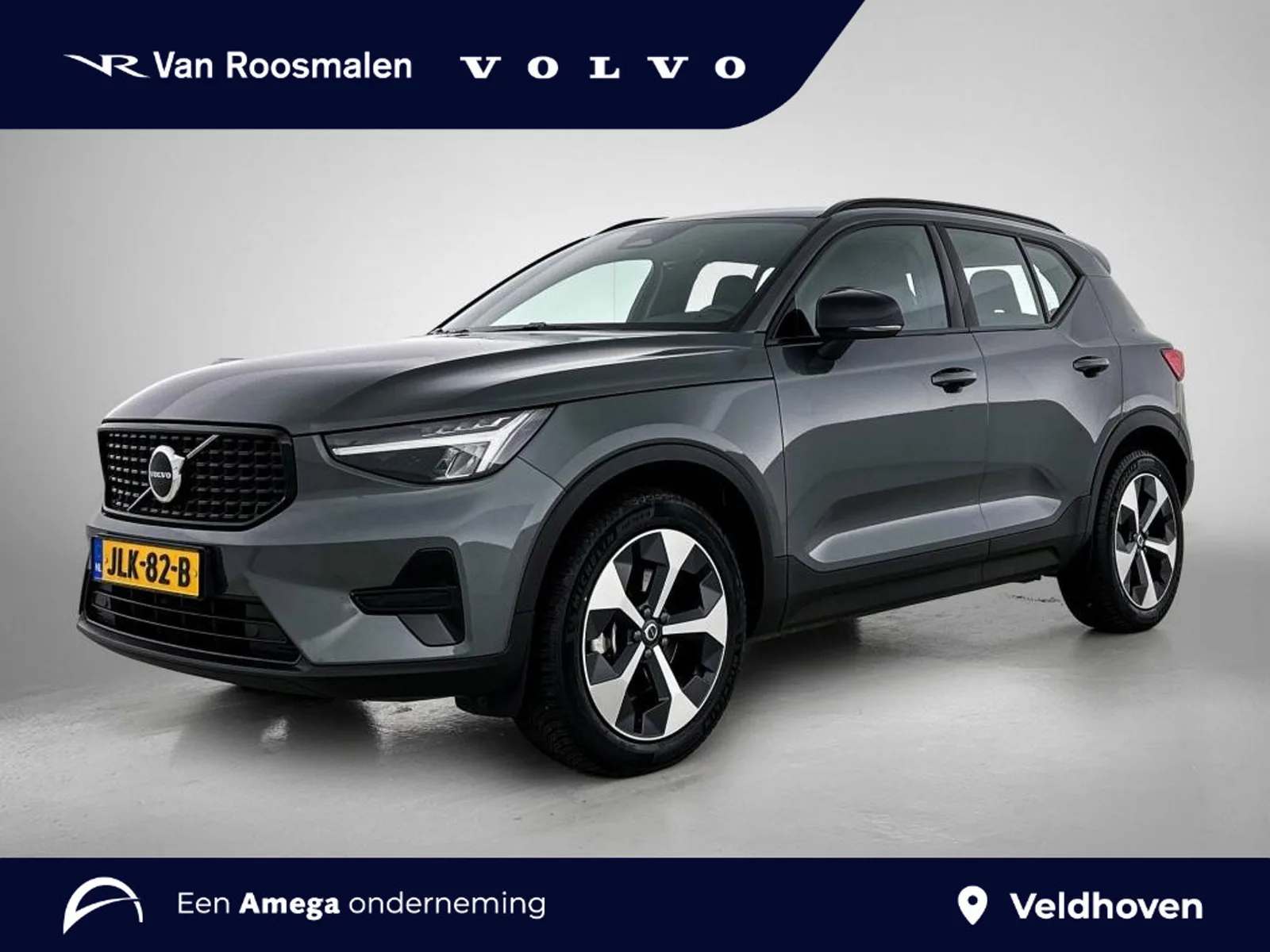 Volvo XC40 (2025) — foto 1