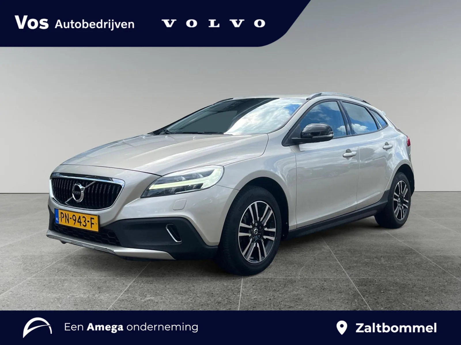 Volvo V40 (2017) — foto 1