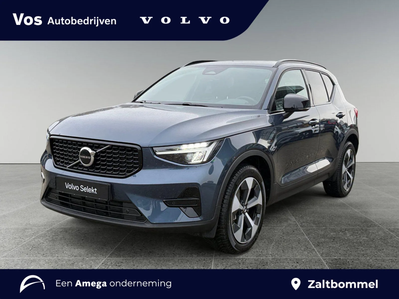 Volvo XC40 (2026) — foto 1