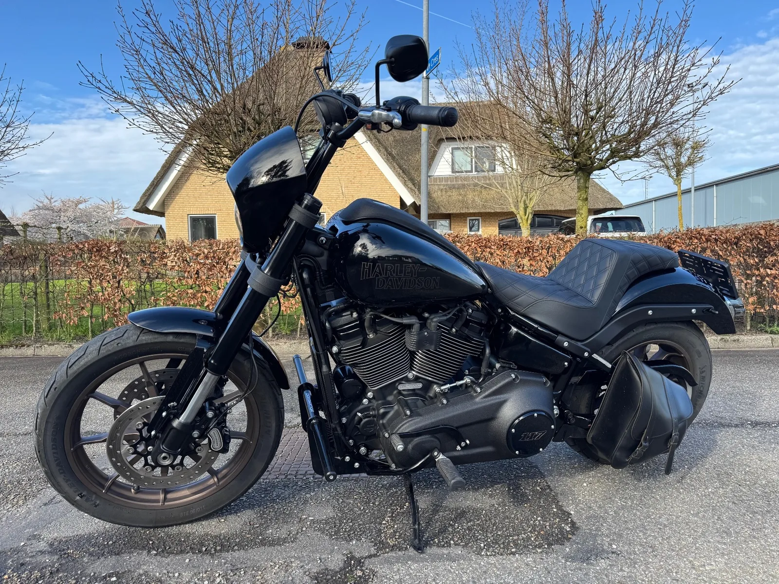 Harley-Davidson LOW Rider S (2022) — foto 1