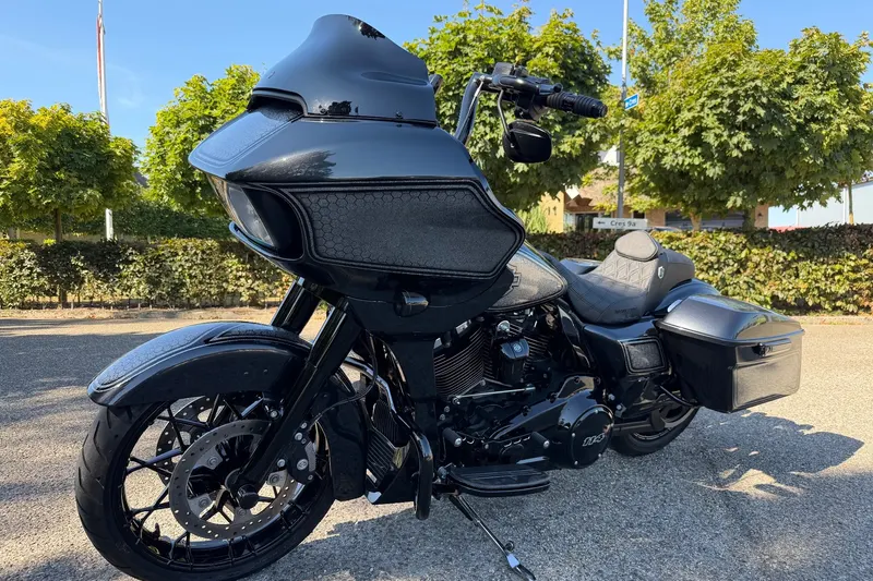 Harley-Davidson Road Glide (2020)