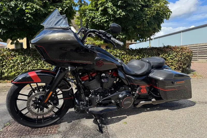 Harley-Davidson Road Glide (2018)