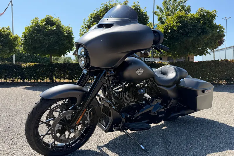 Harley-Davidson Street Glide (2021)