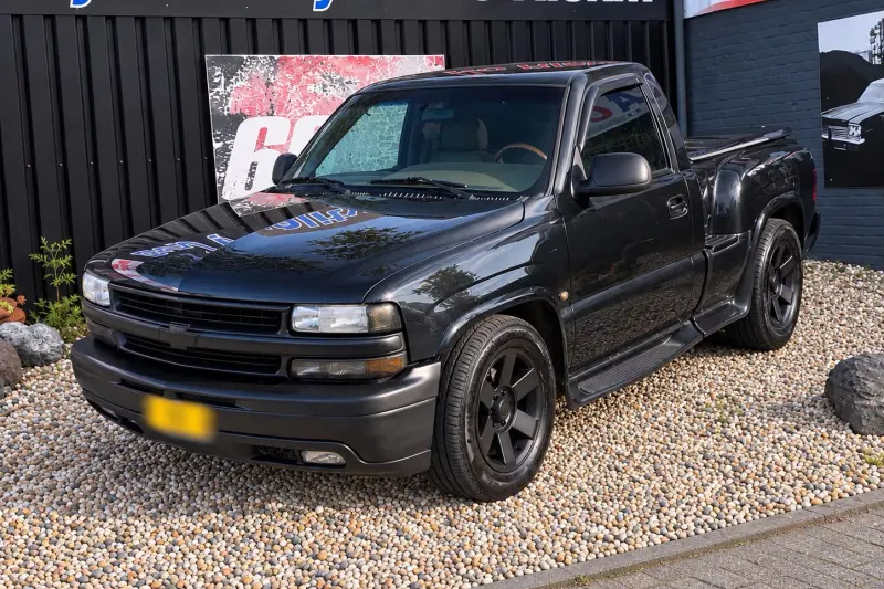 Chevrolet Silverado (2003)