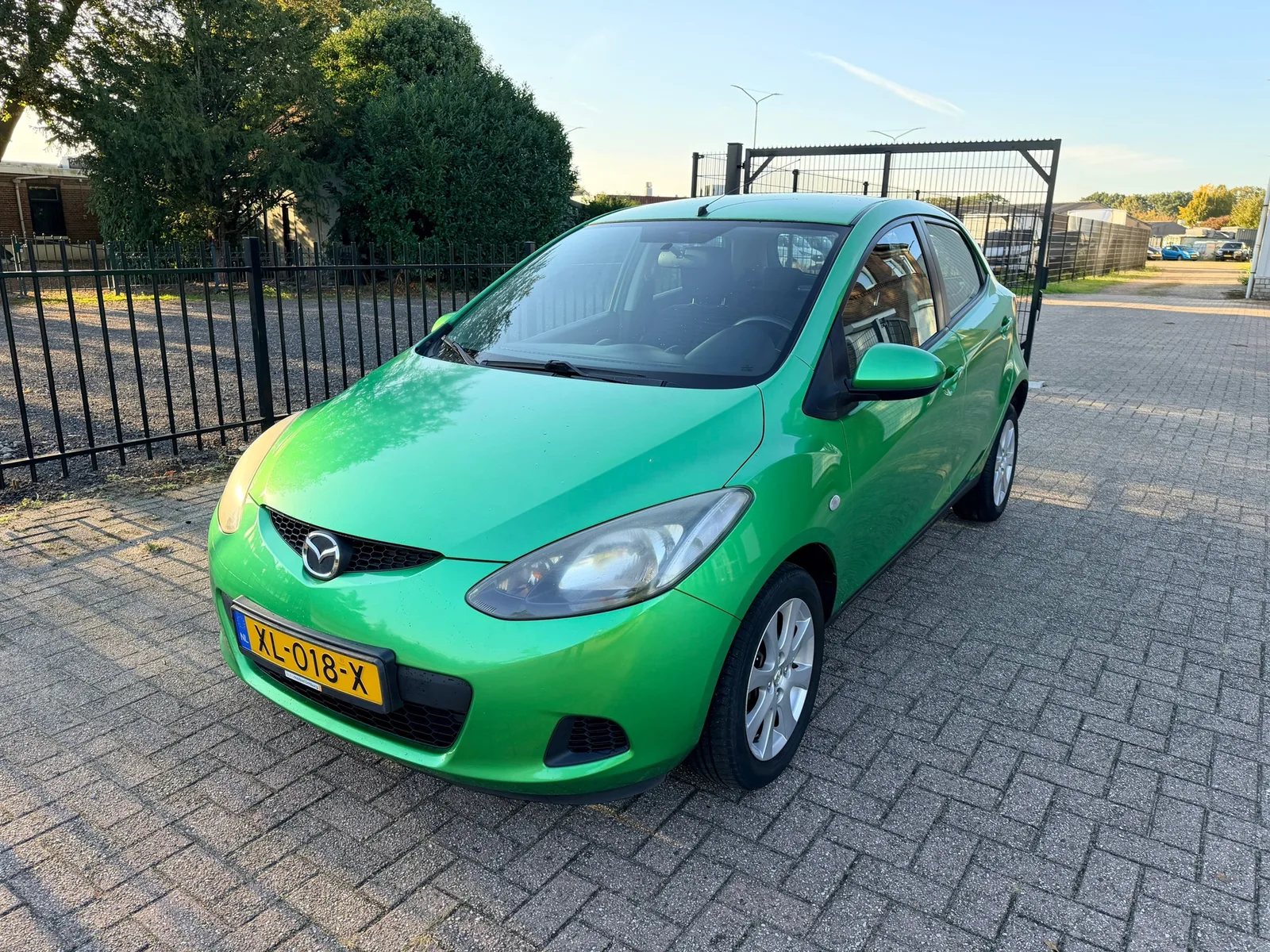 Mazda 2 (2008) — foto 1