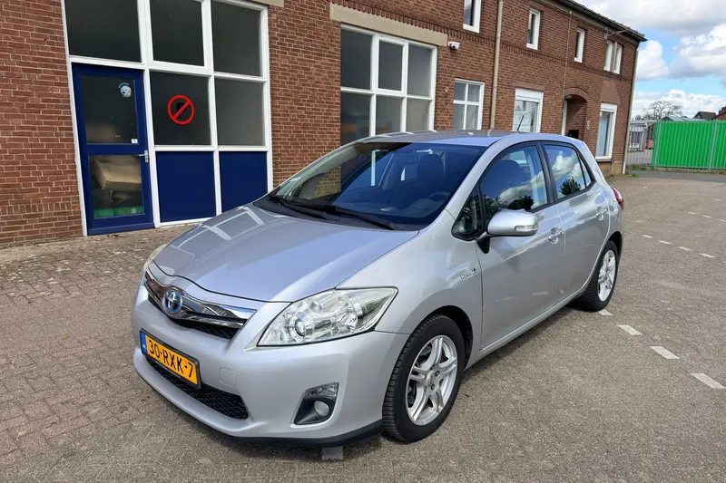 Toyota Auris (2011)