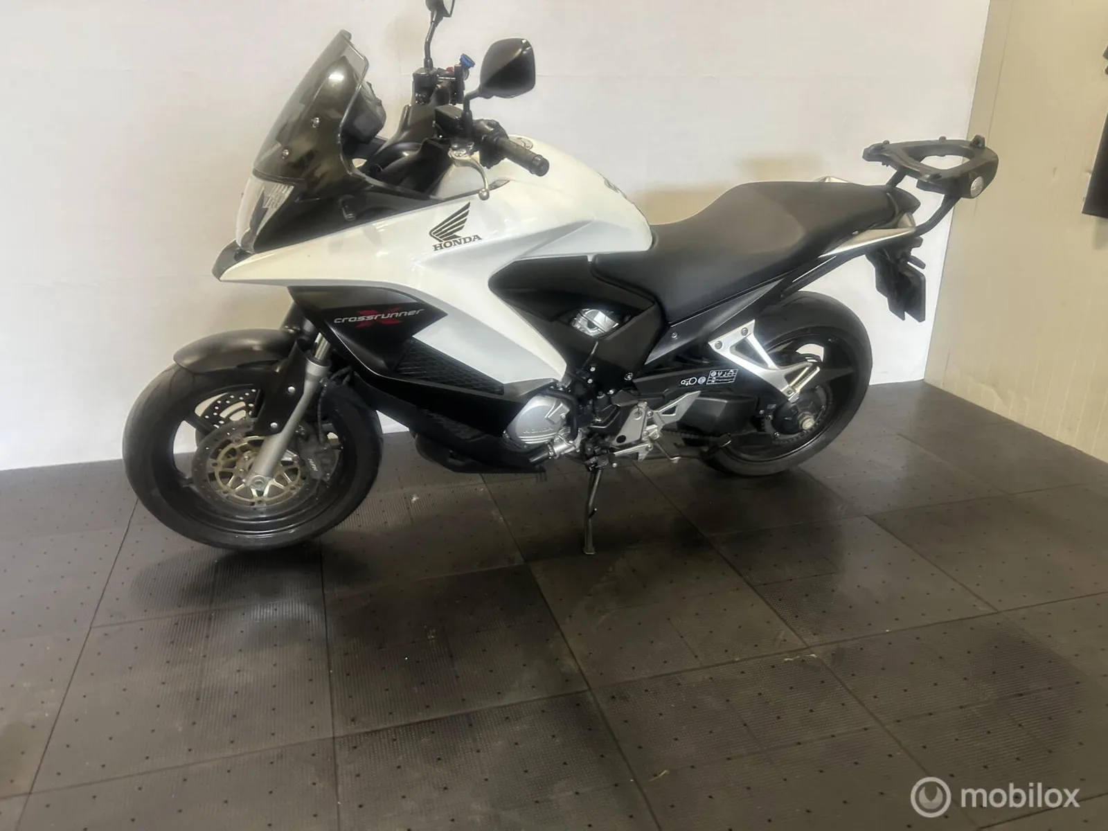 Honda VFR 800 X Crossrunner (2014) — foto 1