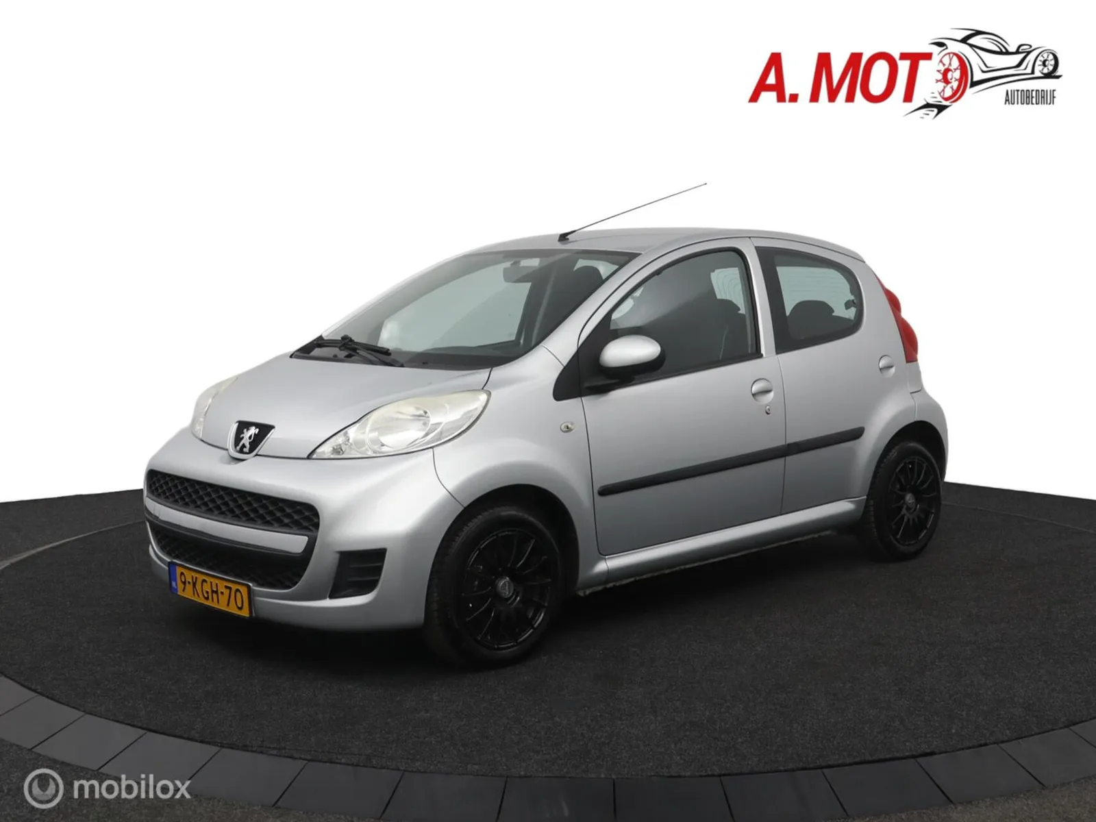 Peugeot 107 (2009) — foto 1