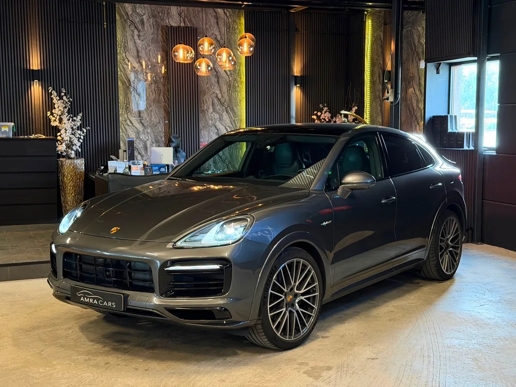 Porsche Cayenne (2022) — foto 1