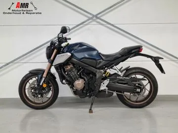 Honda CB (2021) — foto 1