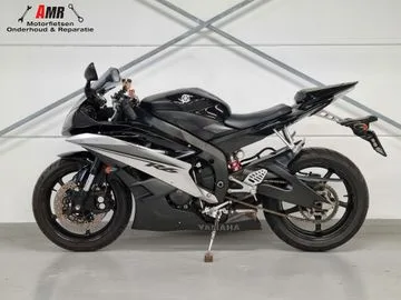 Yamaha YZF-R6 (2007) — foto 1