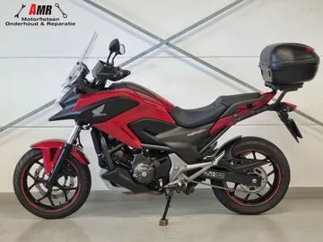 Honda NC750X (2016) — foto 1