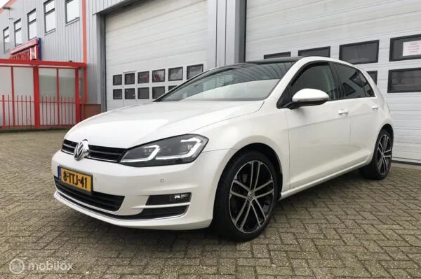 Volkswagen Golf (2014) — foto 1