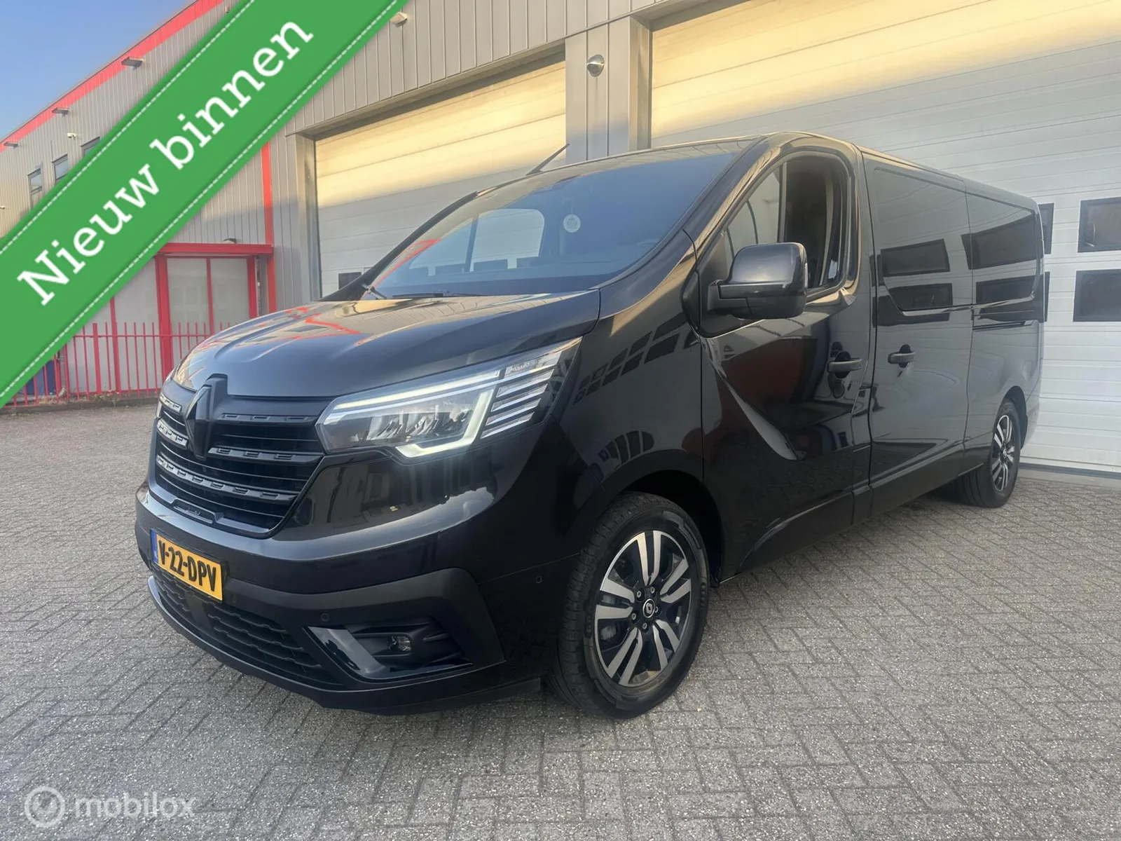 Renault Trafic (2024) — foto 1
