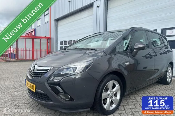 Opel Zafira (2016) — foto 1