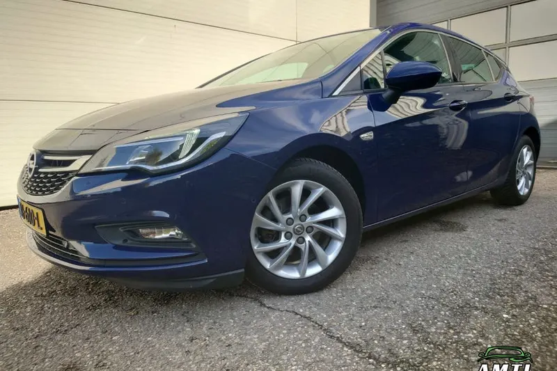 Opel Astra (2017)