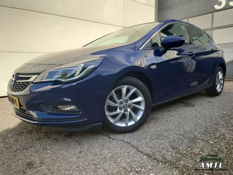 Opel Astra (2017) — foto 1