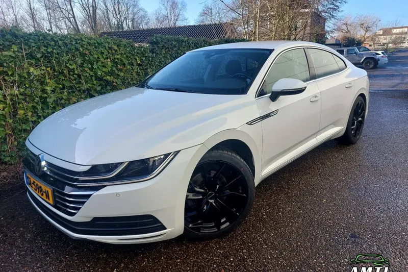 Volkswagen Arteon (2018)
