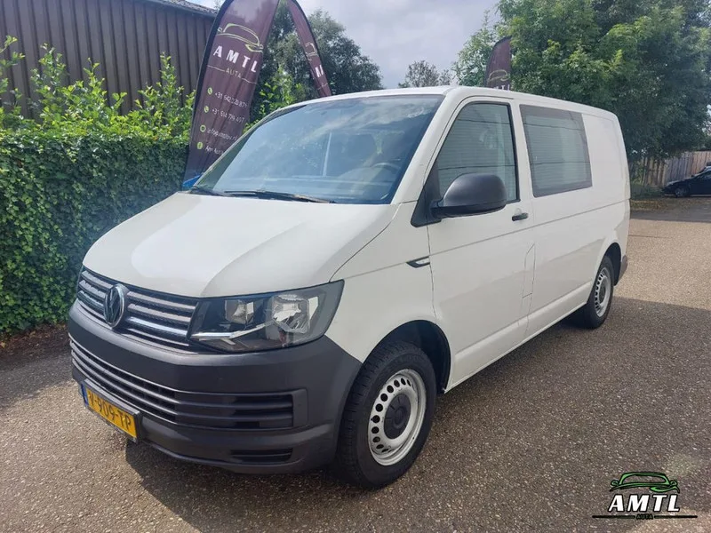 Volkswagen Transporter (2019) — foto 1