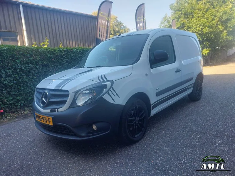 Mercedes-Benz Citan (2016) — foto 1