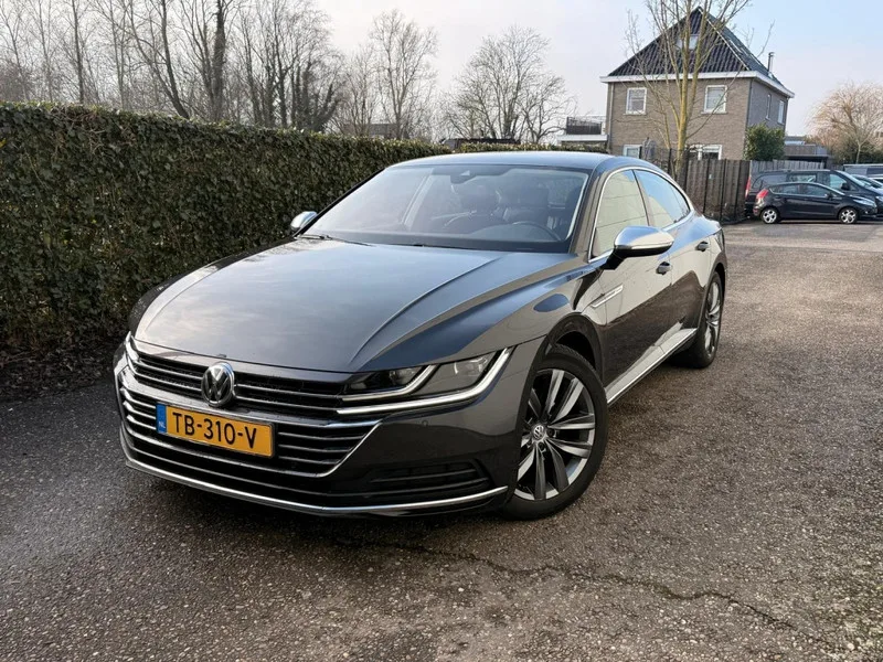 Volkswagen Arteon (2018) — foto 1