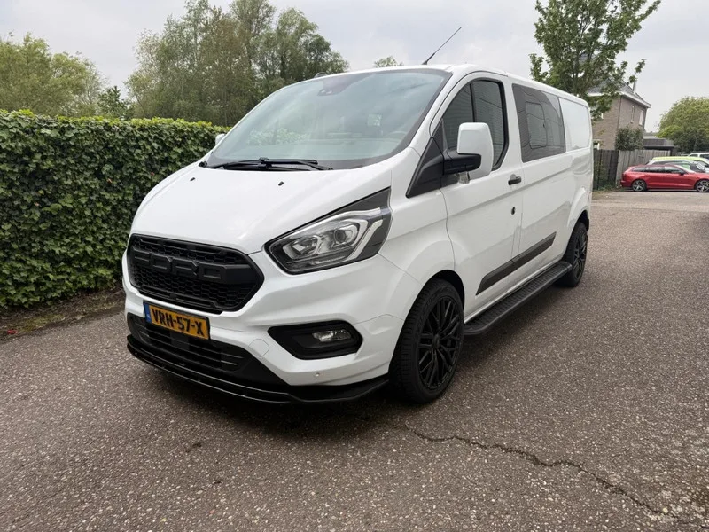 Ford Transit Custom (2022) — foto 1