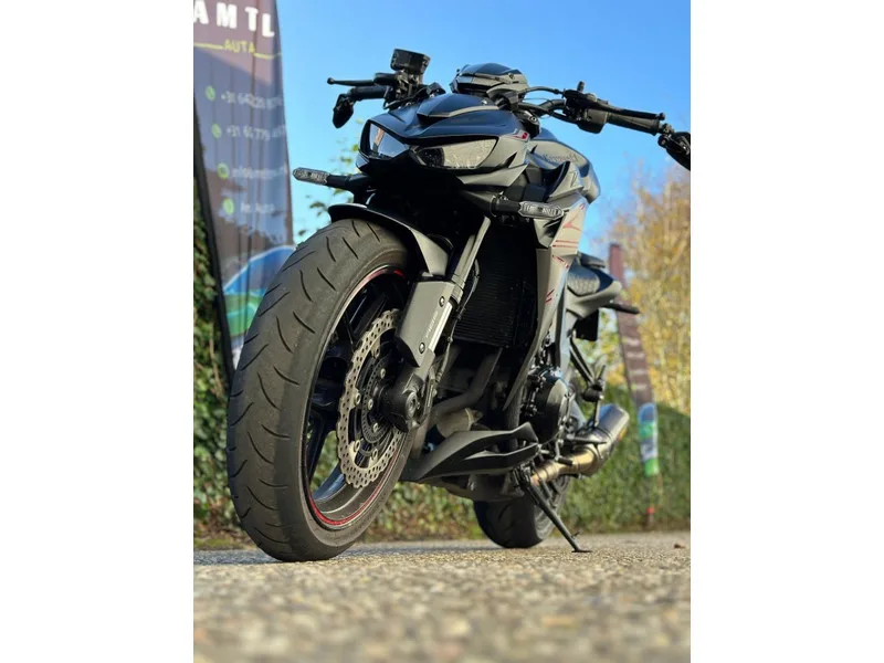 Kawasaki Z1000 (2020) — foto 1
