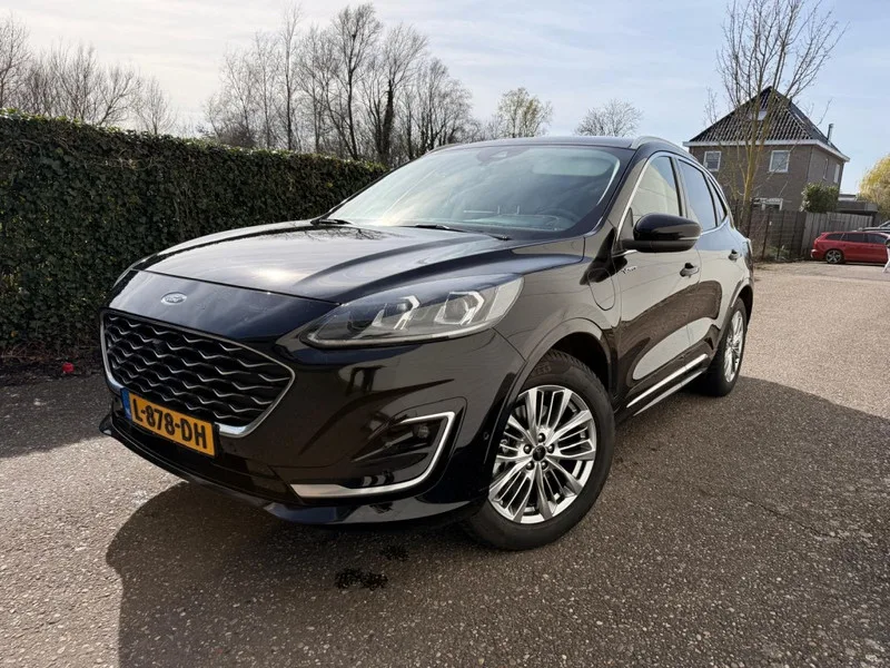 Ford Kuga (2021) — foto 1