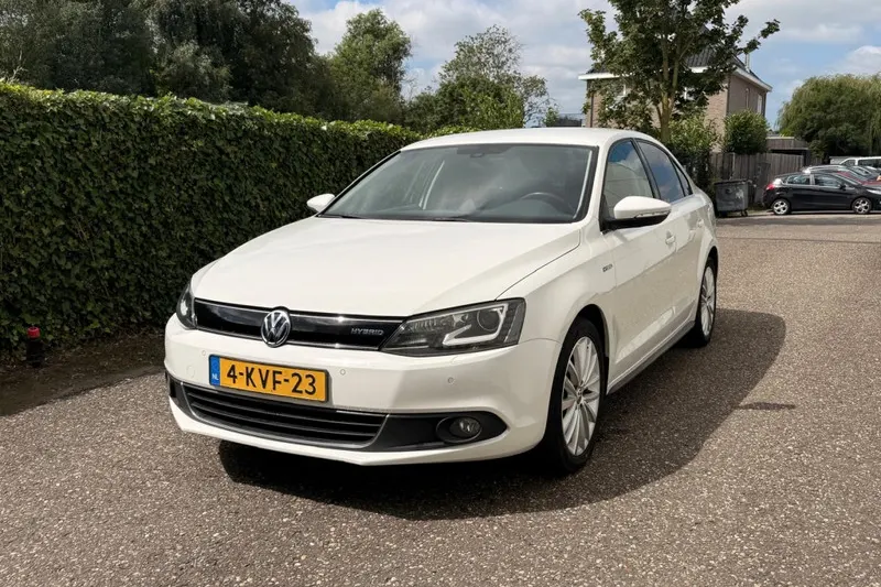 Volkswagen Jetta (2013)