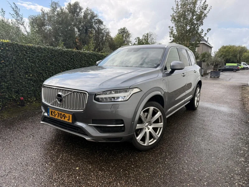 Volvo XC90 (2016) — foto 1