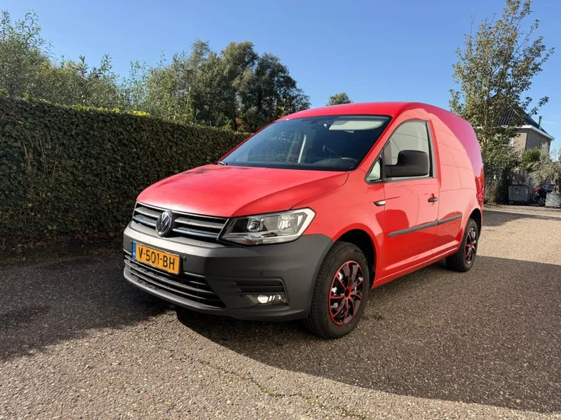 Volkswagen Caddy (2016) — foto 1