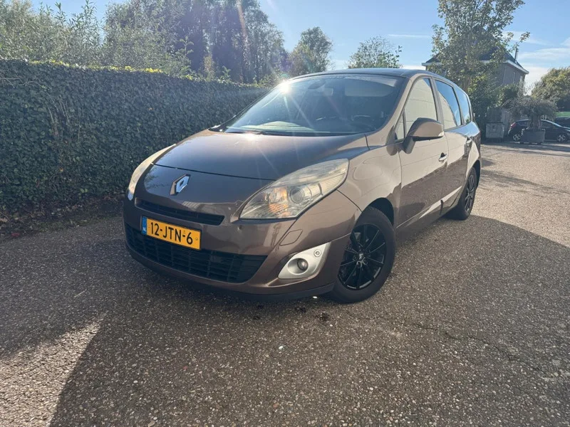 Renault Grand Scénic (2009) — foto 1