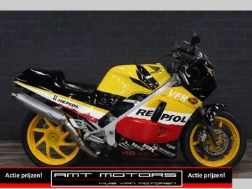 Honda VFR 400 R (1988) — foto 1