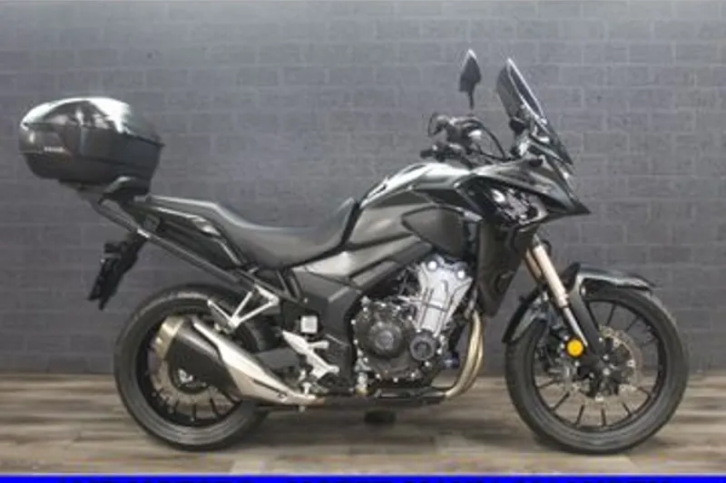 Honda CB500X (2022)