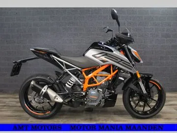 KTM 125 Duke (2021) — foto 1